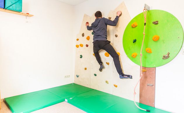 Physiofitnesszentrum Goslar - Kletterwand