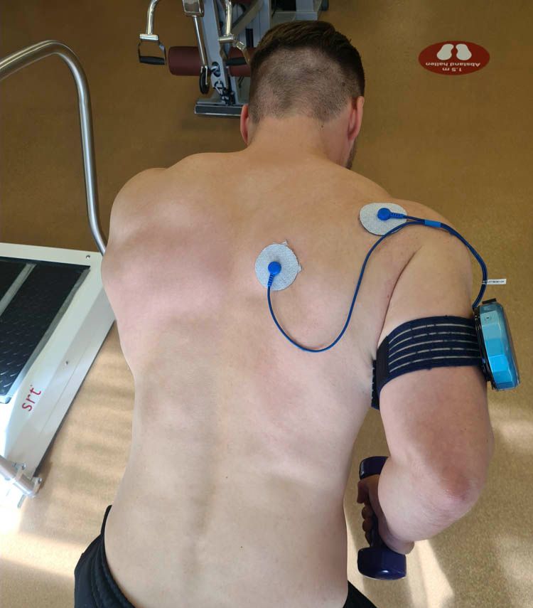 Shoulder Pacemaker / EMS Training